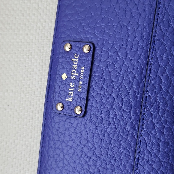 Kate Spade Wallet - Picture 2 of 12